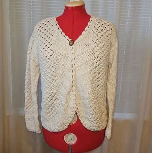 NorthStyle Cream Crochet Cardigan with Scalloped Edge
